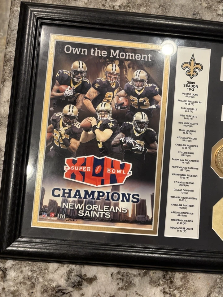 Medalhões e foto do Super Bowl XLIV Championship New Orleans LE 0627-5000 24kt Fr - Imagem 2 de 4