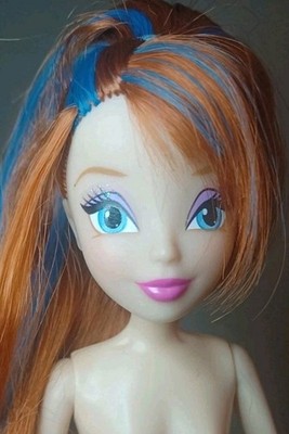   Jakks Pacific Winx Club Deluxe Sirenix Bloom Nude No Wings EUC + Bonus