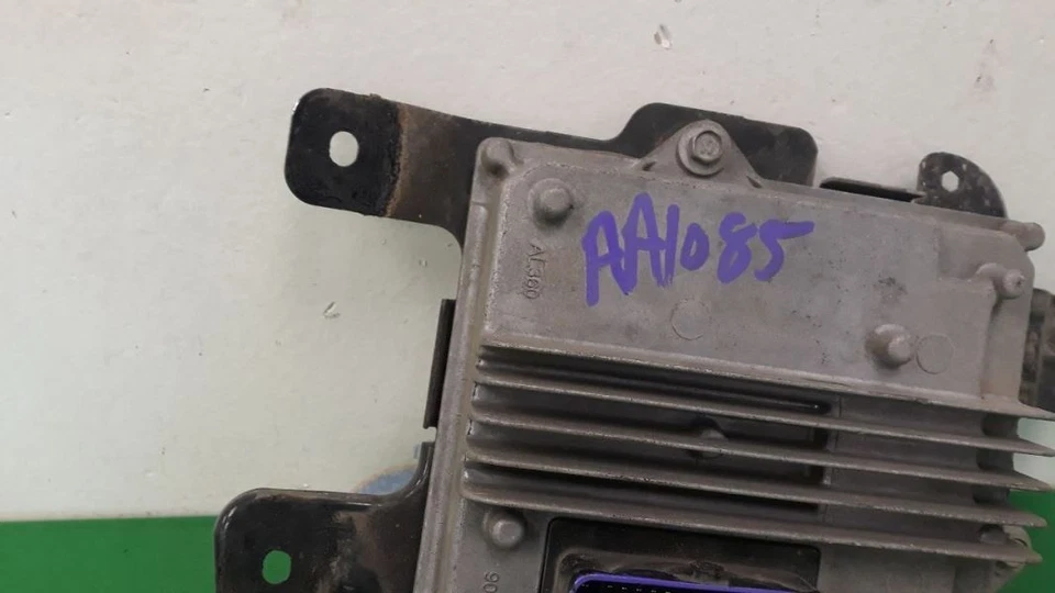 15 GMC YUKON DENALI MÓDULO DE CONTROL DE SUSPENSIÓN 6,2 L 23250652 Foto 2 de 4