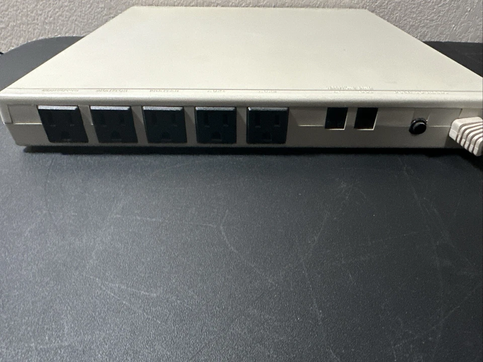 Power Controller SS-PM SURGE PROTECTIVE DEVICE 5 - 120V RECEPTACLES - Image 4 of 4