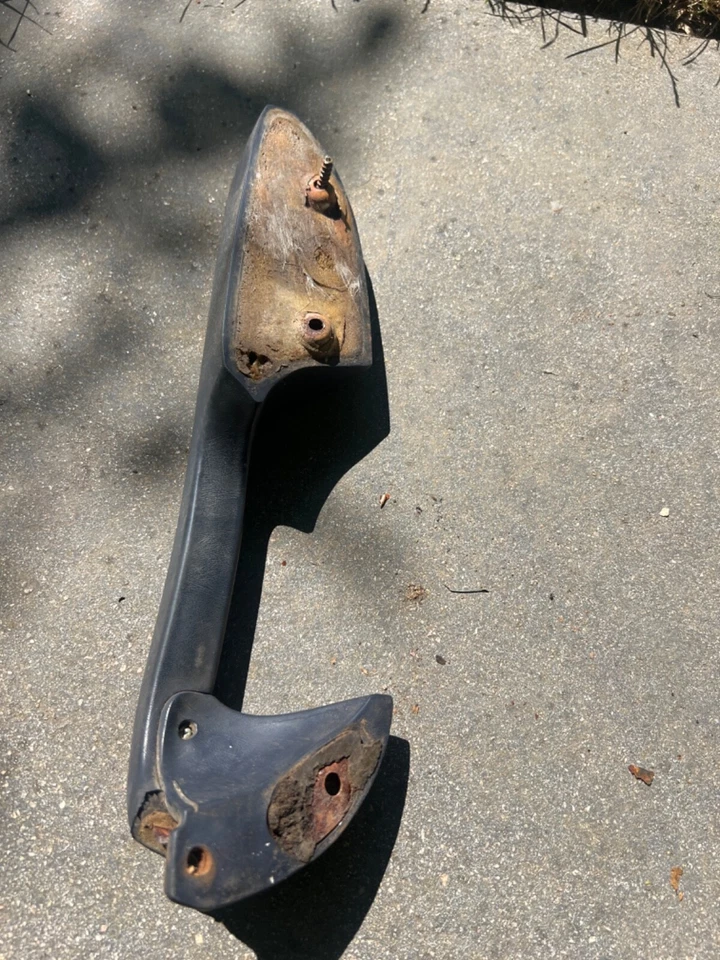 AZUL MANIJA PUERTA REPOSABRAZOS BMW 2002 E10 TII izquierda Foto 2 de 2