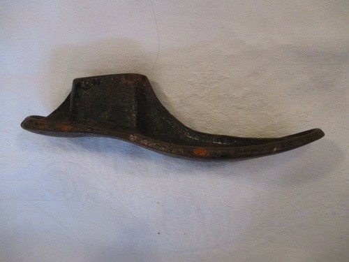 Vintage Antique Cast Iron Metal Shoe Cobbler Mold Form #3 - Picture 3 of 8