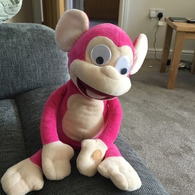 Fufris Dein lustiger Freund rosa Affe lachend furzend Plüschtier Kuscheltier selten