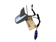Audi A4 Avant B8 Antenne Radioantenne Fahrzeugantenne Haifischantenne 8K9035503E