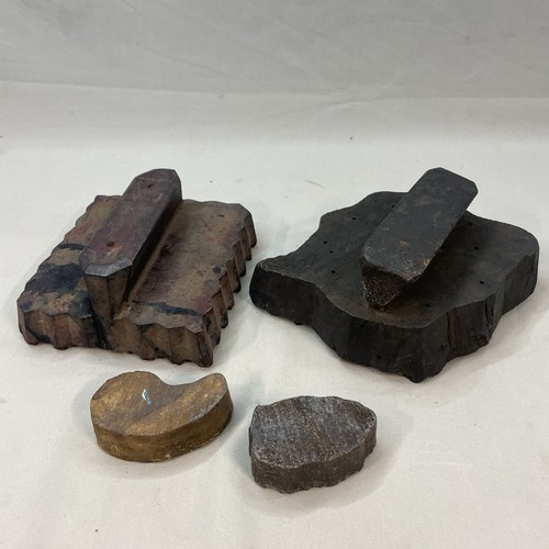 Antiguos bloques de impresión de tela de madera tallados a mano indios con asas x4 - Imagen 8 de 9