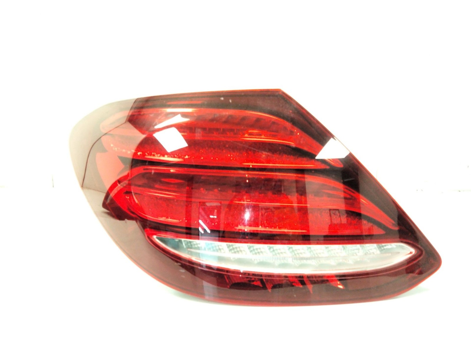 A2139067700 TAIL LIGHT OUTER LEFT / 2719798 FOR MERCEDES-BENZ CLASS E W213 E