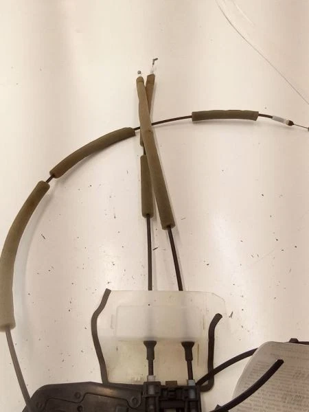 Actuador delantero Infiniti G35 2007-2008 sedán pasajero OEM Foto 3 de 4