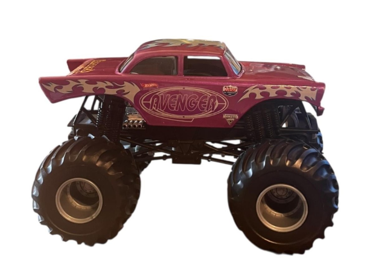 Hot Wheels Monster Jam Trucks Purple Avenger Off-Road 1/24 Diecast