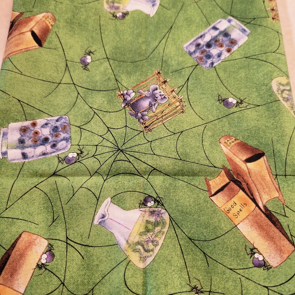 Cotton Fabric Lot 5 Pcs Halloween Dance Witch Potion Star 18x23–16x27" Scraps - Image 4 of 4