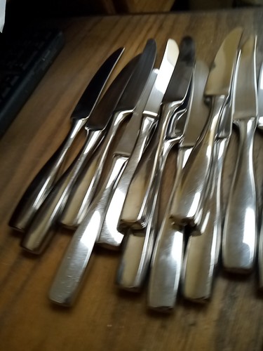 Yamazaki Stainless Belgrove 9.25" Dinner Knives (Set Of 12) - Picture 1 of 2