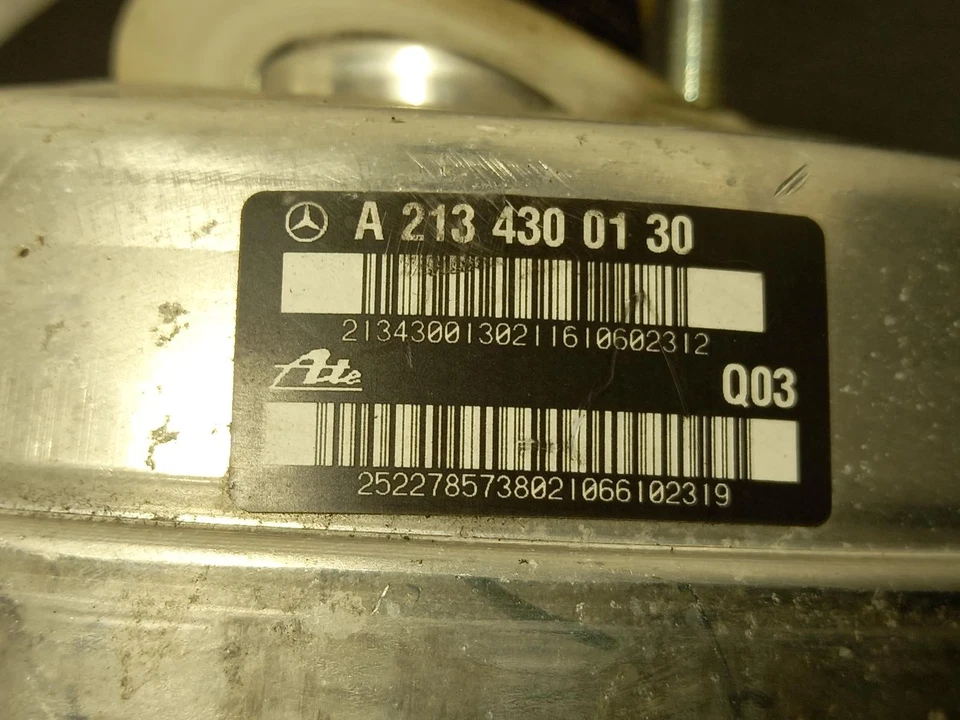 MERCEDES GLC Brake Master Cylinder 2015-2023 L  A2134300130 - Image 3 of 4