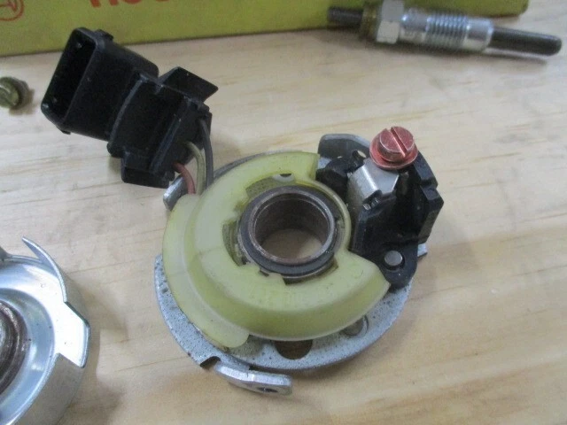 KIT TRANSMISOR ENCENDIDO DISTRIBUIDOR AUDI 80 90 100 200 CUPÉ BOSCH 1237011110 Foto 2 de 3