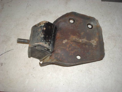 Renault Clio sport 172 182 lower gearbox engine mount.