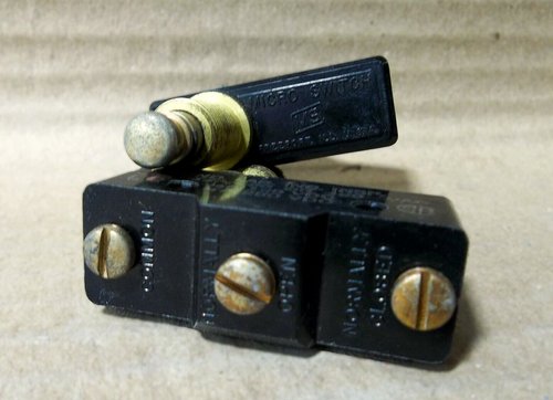 LOT OF 2 HONEYWELL MICROSWITCH BZ-2RN2-A6 LIMIT SWITCH 15A BZ2RN2A6 - Picture 2 of 4