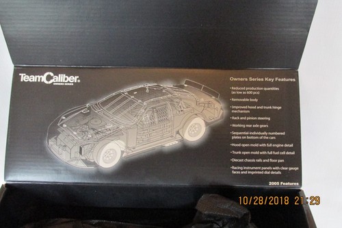 Mark Martin #6 "Salute Fantasy Car" 2005 Ford Taurus 1:24 Diecast (#0929) - Picture 11 of 12