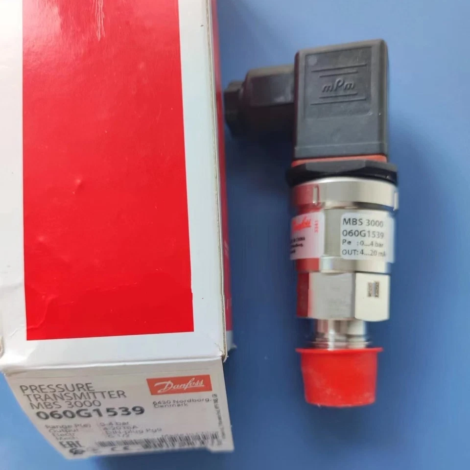 1PC New Danfoss MBS3000 060G1539 Pressure Transmitter Expedited Shipping - Image 2 of 2