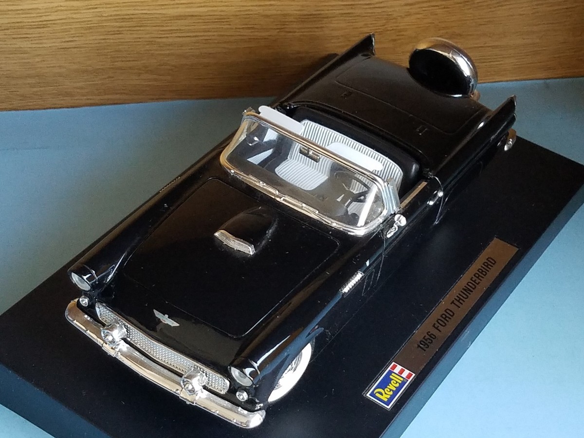 REVELL 1/18 THUNDERBIRD ブラック Amazon | □ Revell レベル 1/18 1956 THUNDERBIRD ブラック