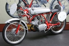 1/10 EBBRO Honda Cb72 Bike 1960 Motorcycle #10013 for sale online