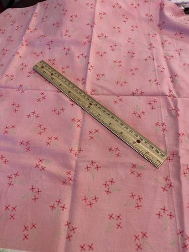 Rose Pink on Bubblegum Pink Moda COTTON FABRIC Quilt Sew 25" x 42" - Picture 5 of 8