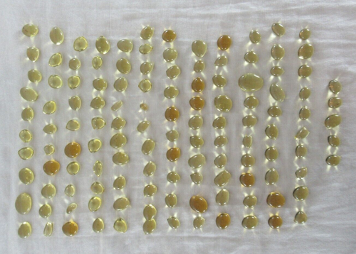 Oh-Wah-Ree Avalon Hill 1976 Replacement Parts Lot of 125 Glass Beads + Cloth Bag - Picture 2 of 4