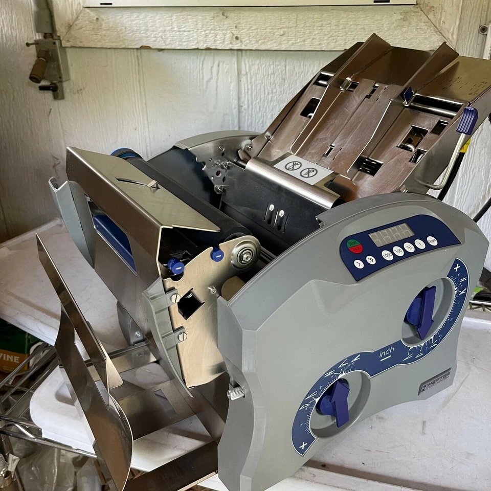 Máquina plegable de papel/hojas Hefter Systemform TF Mini Plus Foto 3 de 4