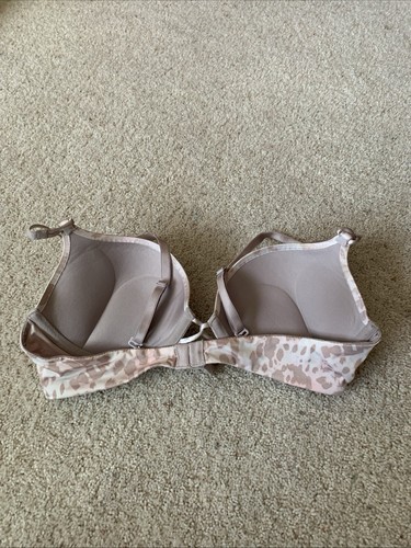 Victoria’s Secret Miraculous Plunge 36B Ivory Bombshell Add 2 Cups Push Up Bra - Picture 3 of 9