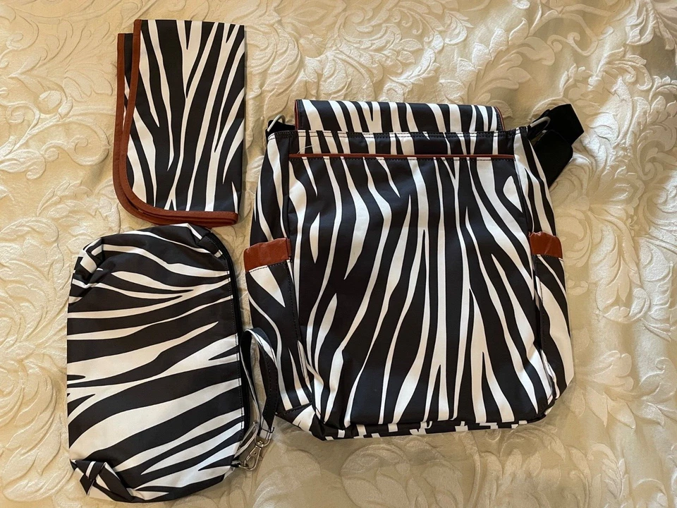 JuJuBe Be Hip in Safari Stripes Diaper Bag Cross Body with Pad and Be Quick Bag - Image 3 of 4