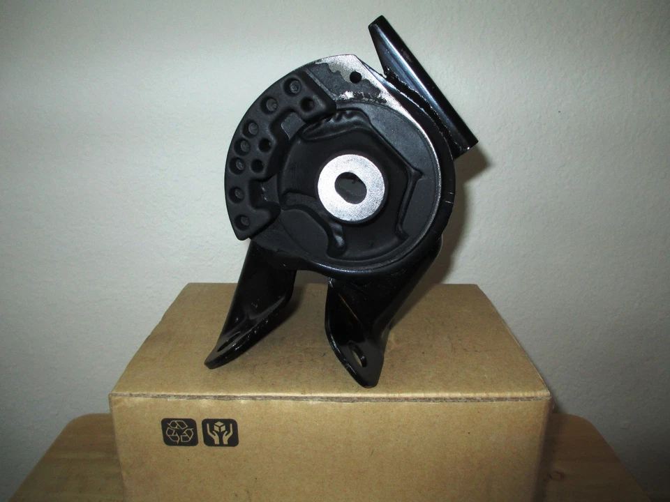 TRANSMISSION MOUNT FOR: 2007-2015 MAZDA CX-7 & CX-9 (2.3L, 2.5L, 3.5L & 3.7L). - Image 2 of 4