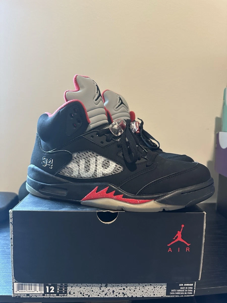 Supreme x Air Jordan 5 Retro Black - огромный выбор по лучшим