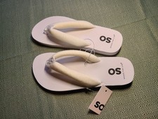 NEW SO Women's Flip Flops, Size 9, White