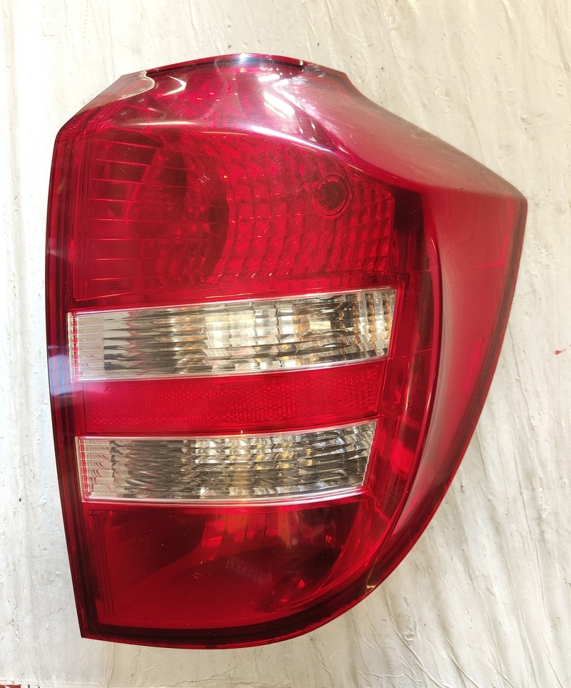 924021H300 Fanale post. parte inf. DX KIA CEE'D 1.6 CRDi VGT (66Kw) SW