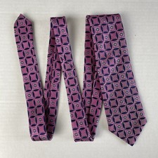 Ermenegildo Zegna Woven Tie 100 Silk Pink Navy Blue Circles Geometric Italy