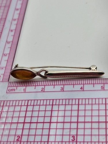 925 silver stamped bar brooch with amber/citrine stone and carved heart detail - Picture 4 of 8