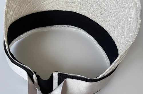 22C CHANEL WHITE BLACK RAFFIA RIBBON SUN VISOR L - Picture 5 of 13