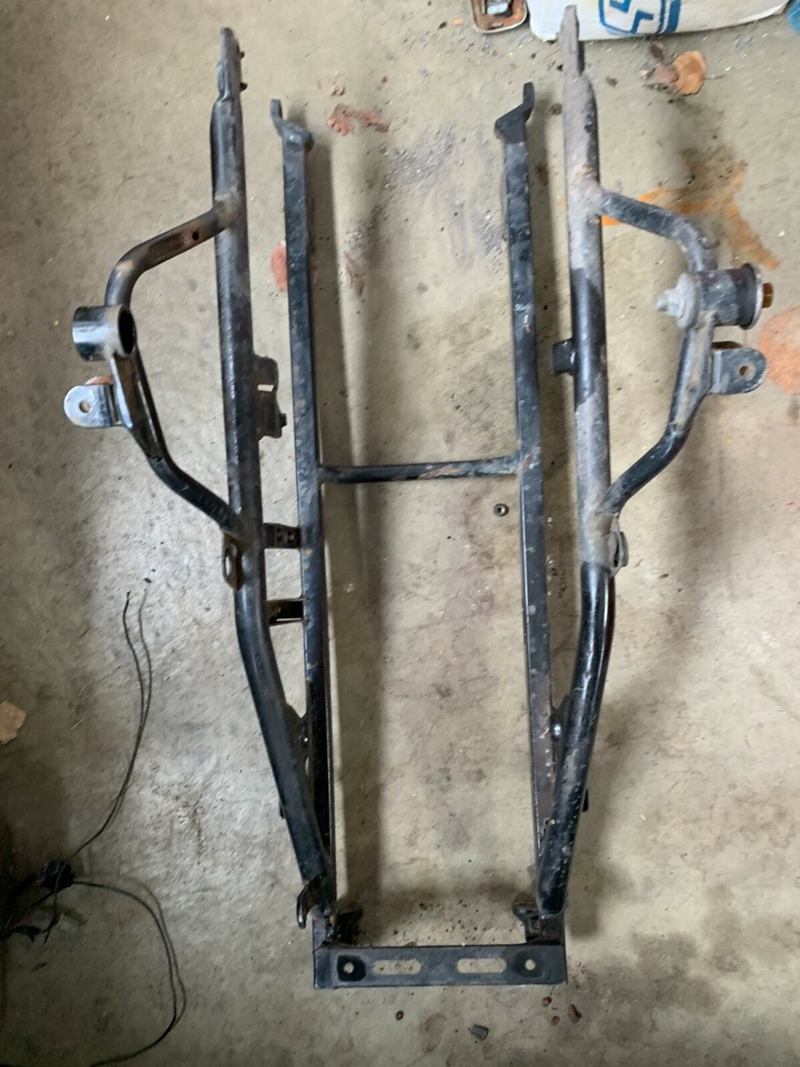 ケージ 05 06 KAWASAKI NINJA ZX6R ZX6 636 MAIN FRAME CHASSIS