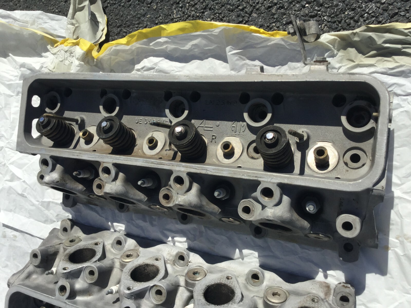 ROLLS ROYCE Cylinder Heads P/N UE35951/CC Matching Pair