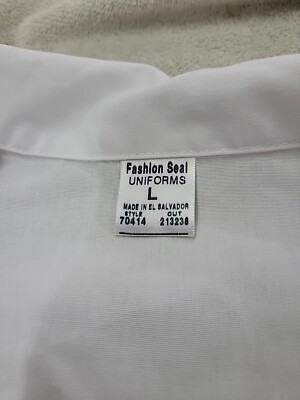 N。 Pharmacist Seal Uniform 2 Work Smocks, Medical White, XL Used CVS