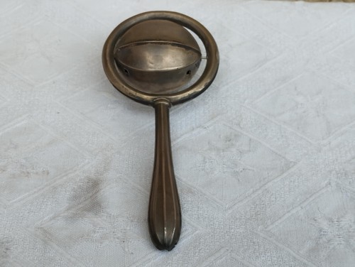 ANTICO SONAGLIO SONAGLINO BEBÈ IN ARGENTO TITOLO 800 RISALENTE AI PRIMI '900 - Imagen 8 de 11