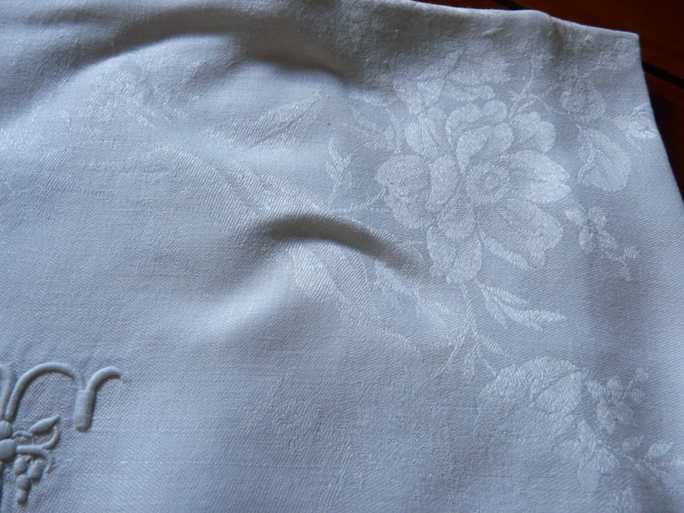 Ancienne nappe XIXe Lin damassé monogrammée MF - Photo 4/4