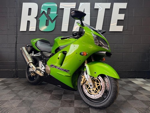 2001 Kawasaki ZX-12R - Picture 2 of 24