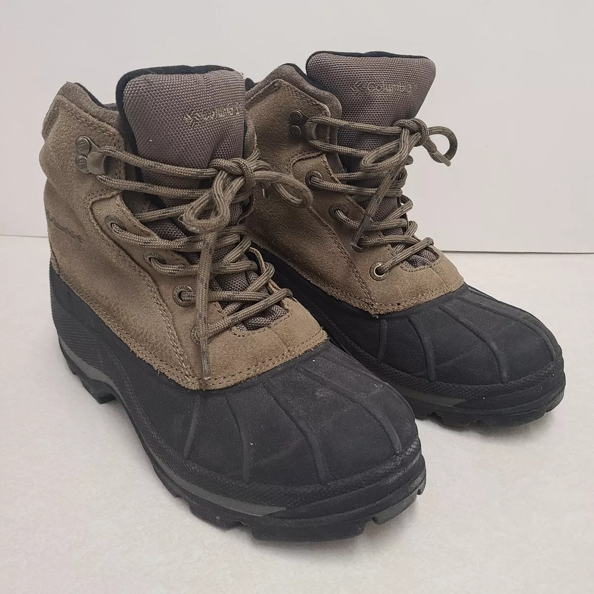 Duck boots shop for hiking