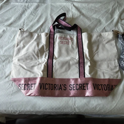 VICTORIA'S SECRET PURPLE SPARKLE ZIPPER WEEKENDER CANVAS TOTE TRAVEL GYM BAG NWT