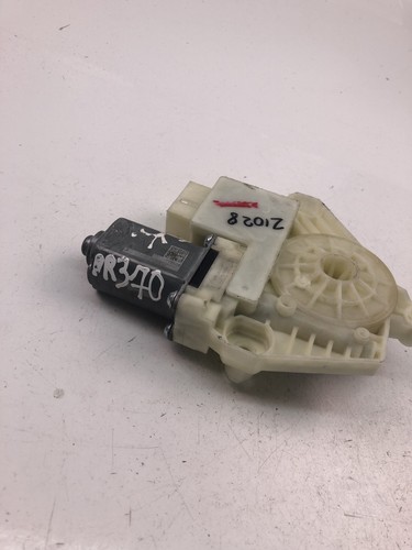 VW PASSAT B8 3G2 Fensterhebermotor  5Q4959812E 2016 25850678