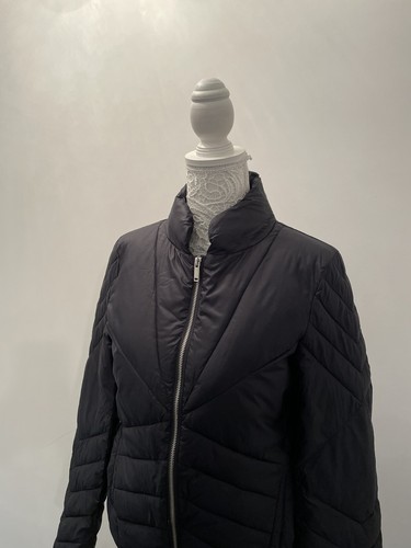 CHAQUETA ACOLCHADA LIGERA DE SEÑORA IKKS AZUL MARINO TALLA MEDIANA NUEVA CON ETIQUETAS - Imagen 4 de 9