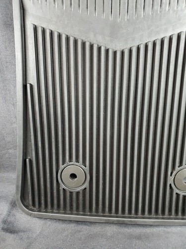 OEM Front Passenger All Weather Rubber Floor Mat w/Logo 14-19 CTS 22860182 Black - Picture 3 of 9