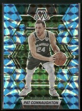 2022-23 Panini Mosaic #76 Pat Connaughton Reactive Blue