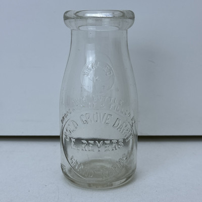 Half Pint Milk Bottle E Reyers Cold Grove Dairy GRAND RAPIDS MICHIGAN MICH MI