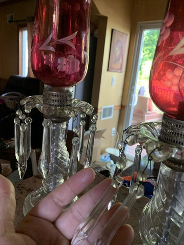2 Vintage 14” Table Boudoir Lamp ~ Cranberry Etched Hurricane Shade w/ 8 Prisms - Picture 9 of 9