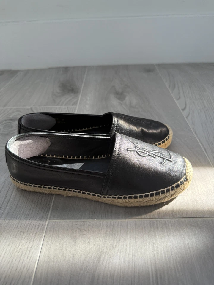 Saint Laurent YSL logotipo grabado cuero negro esparillas talla 35 usado dos veces! Foto 2 de 4