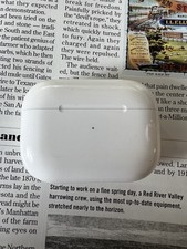 Apple AirPods Pro 2nd Gen, Lightning with Magsafe Case  Used, Cleaned